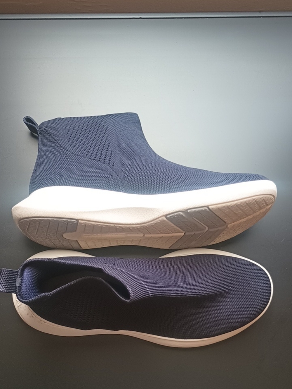 Vivaia Knit Slip-On Sock Sneakers in Navy Size 40 Spring Comfort 9 Womans